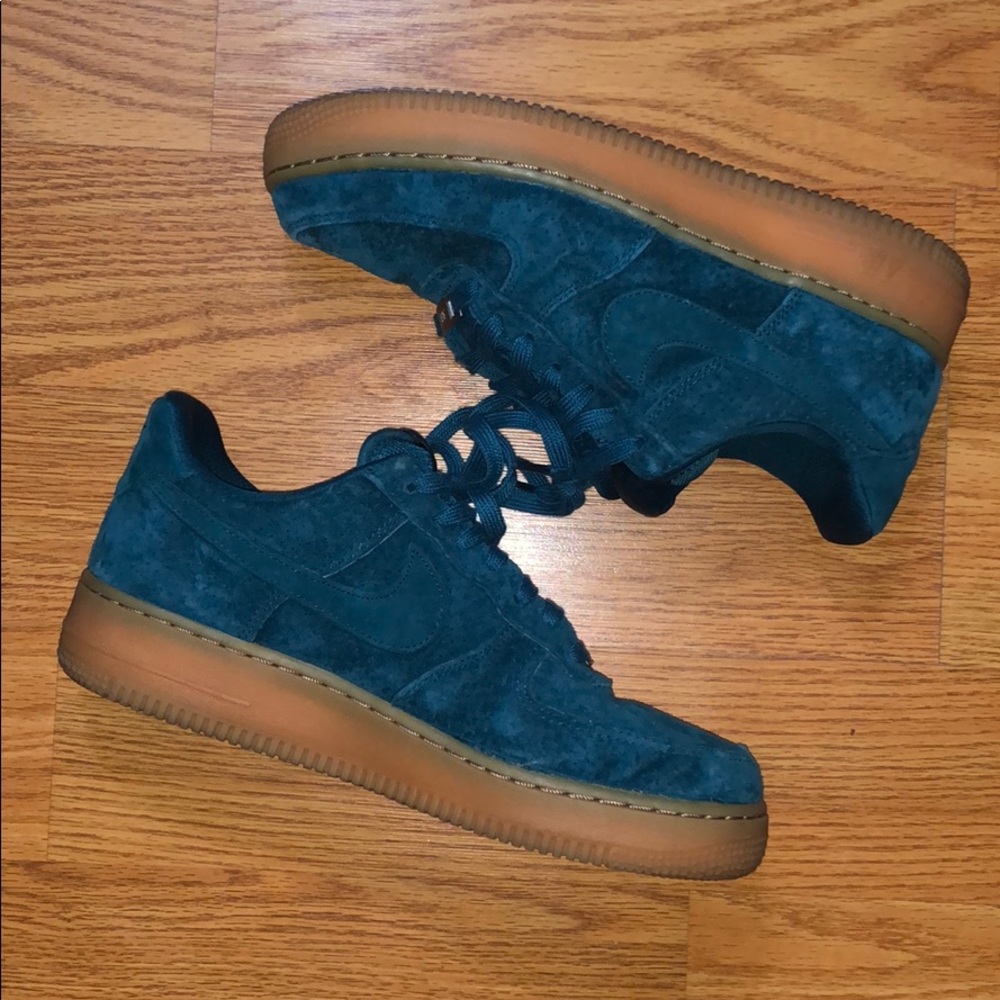 Air Force 1 suede teal